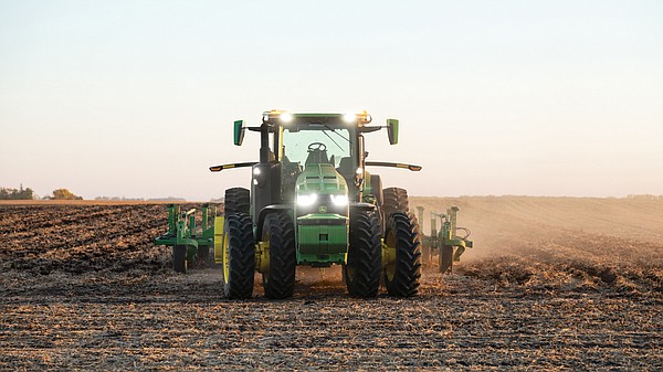 Tired of waiting for driverless vehicles? Head to a farm - Vimarsana News