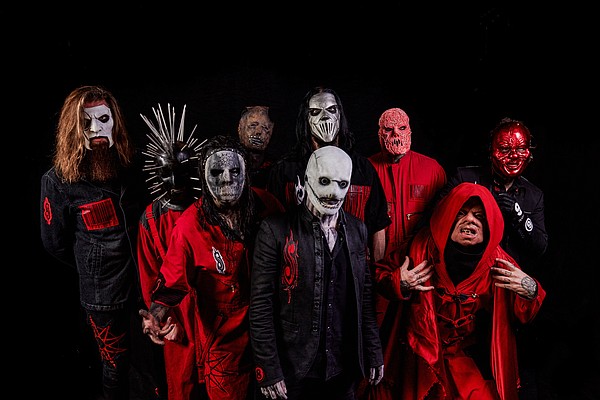 Broderskab polet Fundament Raucous ragers: Slipknot brings its aural onslaught, angst to Simmons Bank  Arena