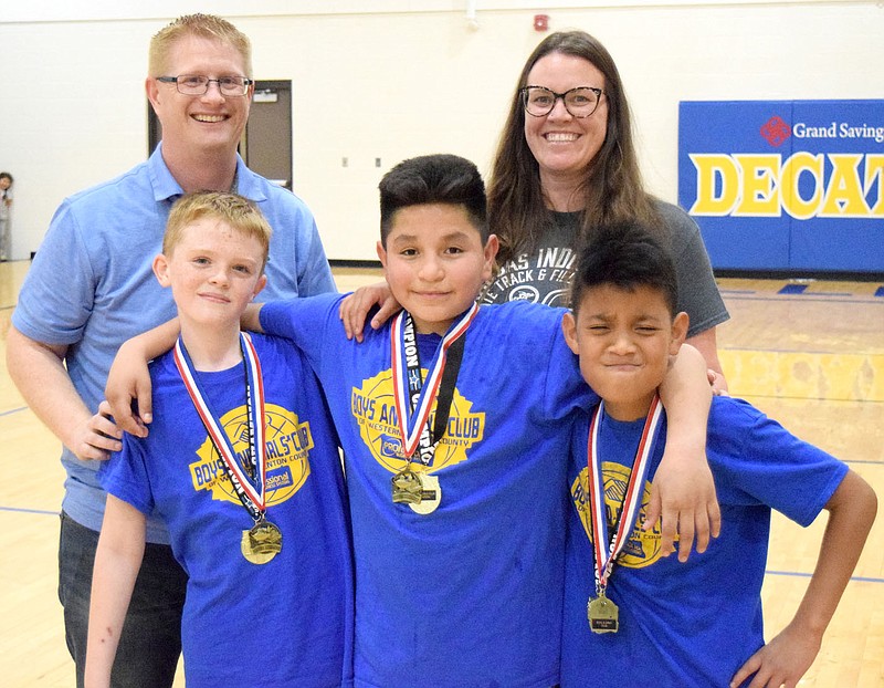 Two Decatur youth league teams battle for basketball title Westside