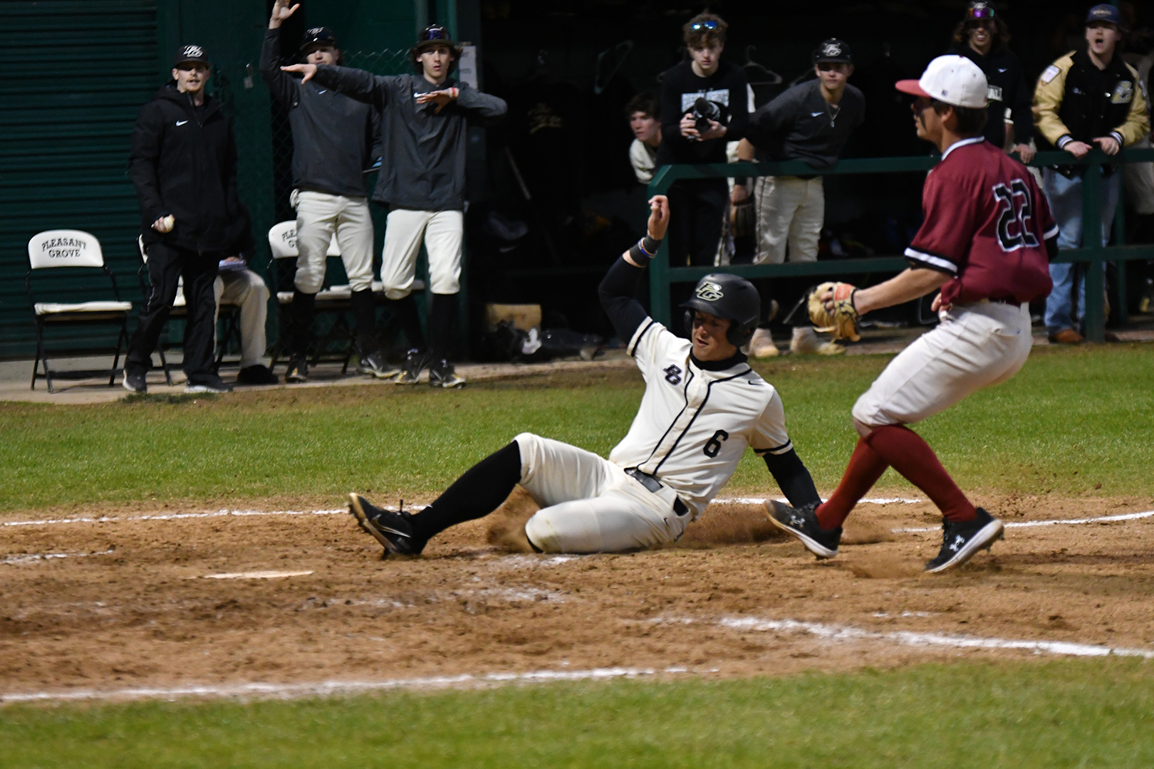 Game of the Week: Hawks' big 6th leads to 6-4 win over L-E - Vimarsana News
