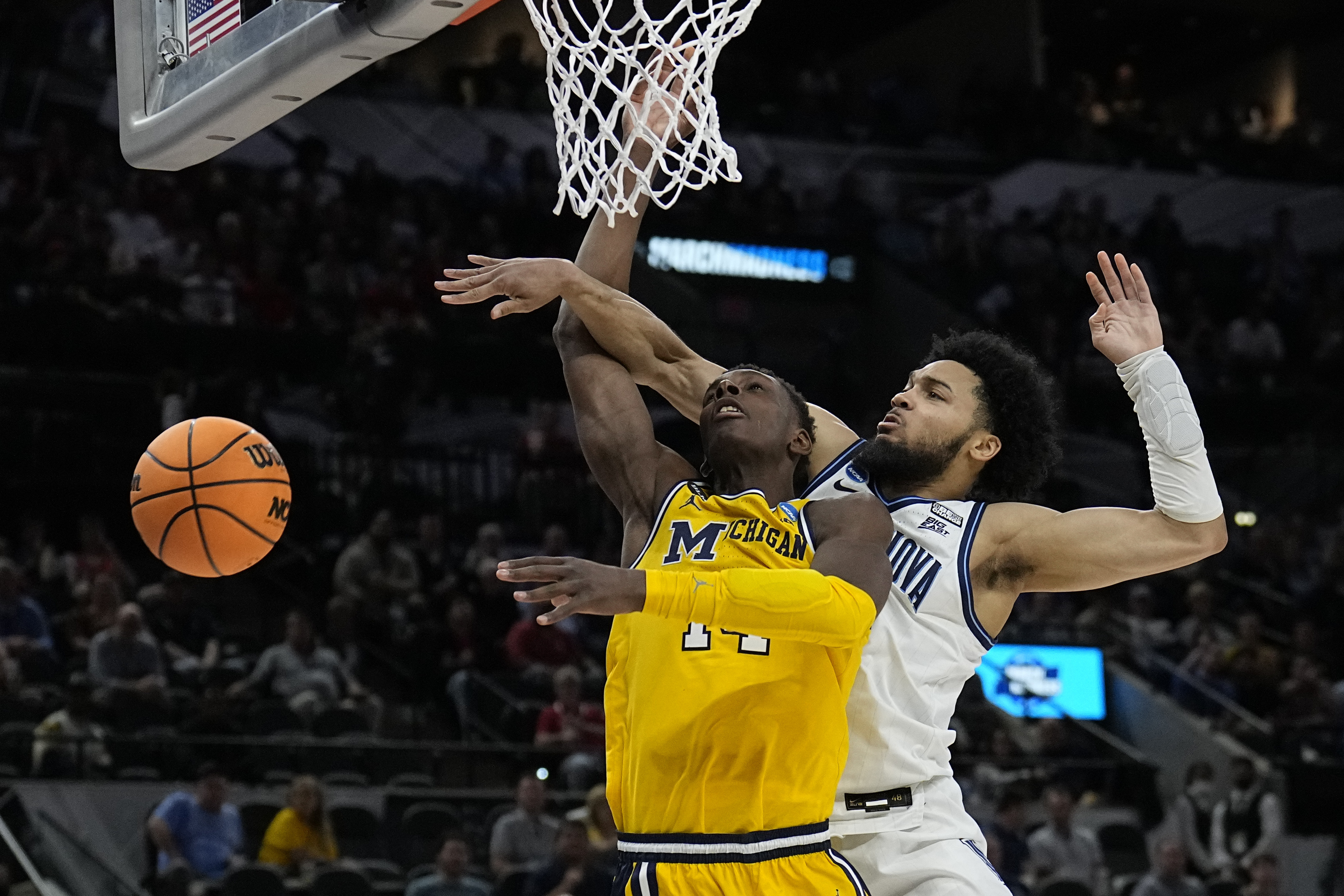 Samuels powers Villanova over Michigan, 63-55, in Sweet 16 - Vimarsana News