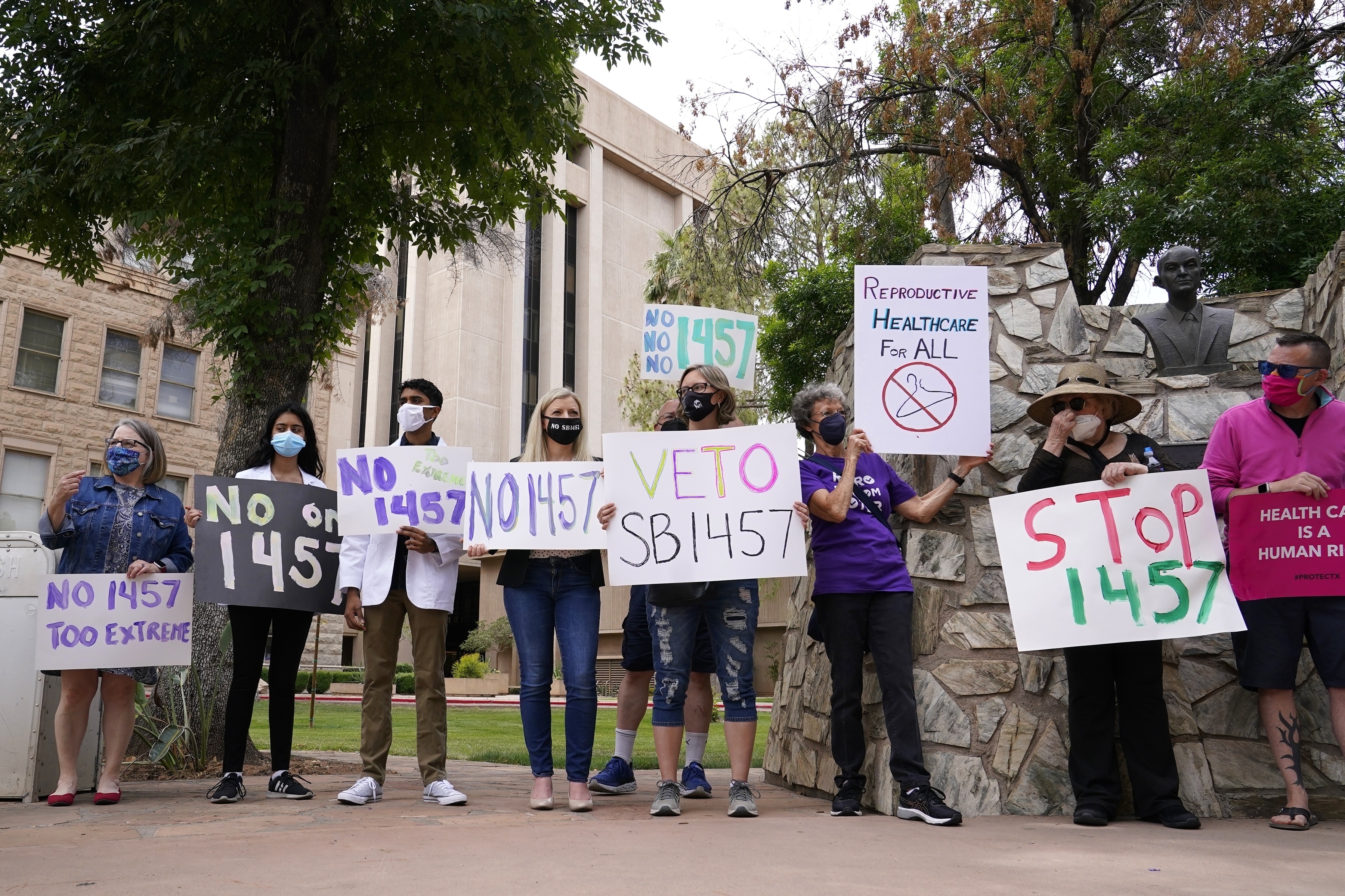 Arizona abortion bill OK'd - Vimarsana News