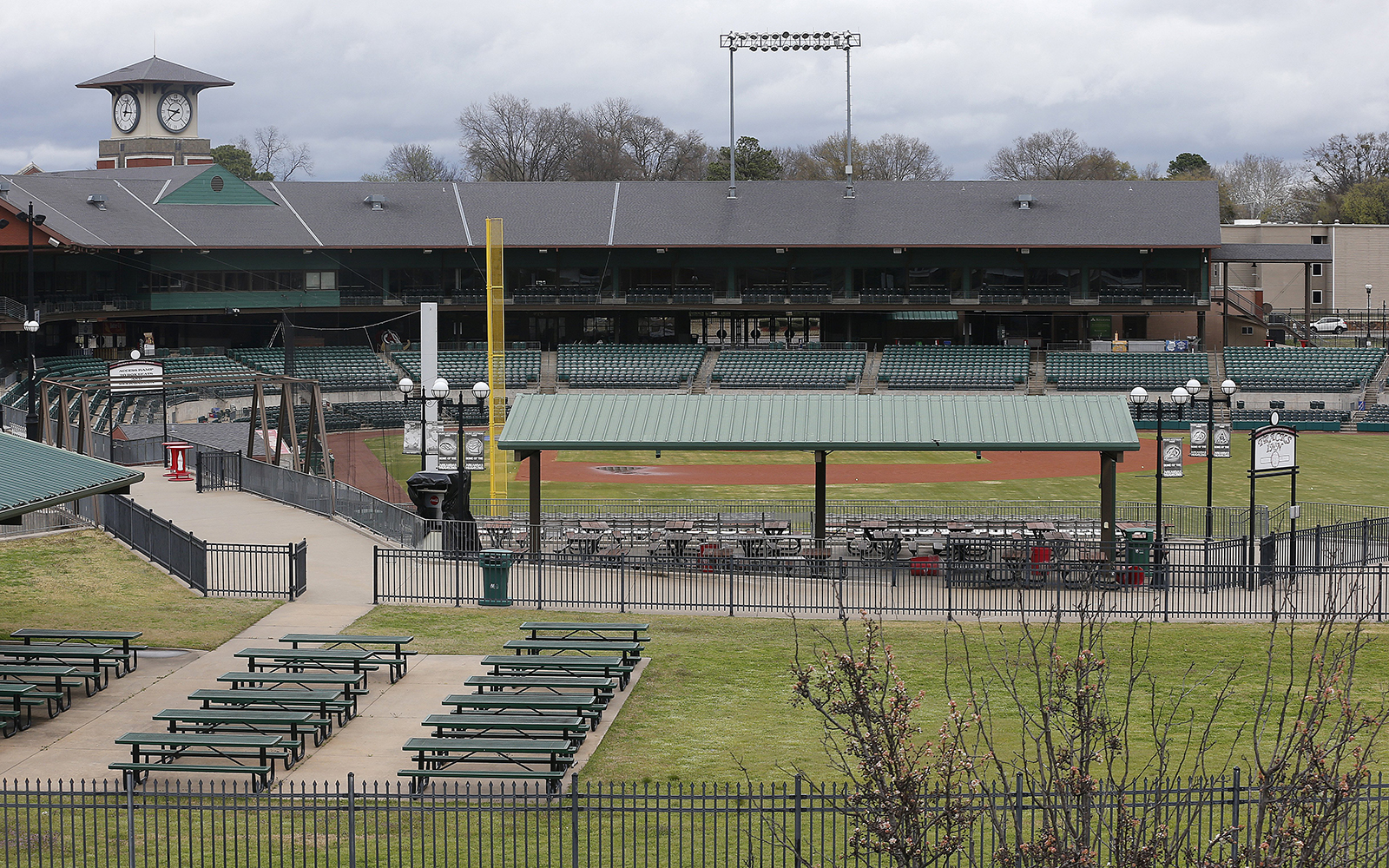 North Little Rock and Travelers at odds over Dickey-Stephens Park - Vimarsana News
