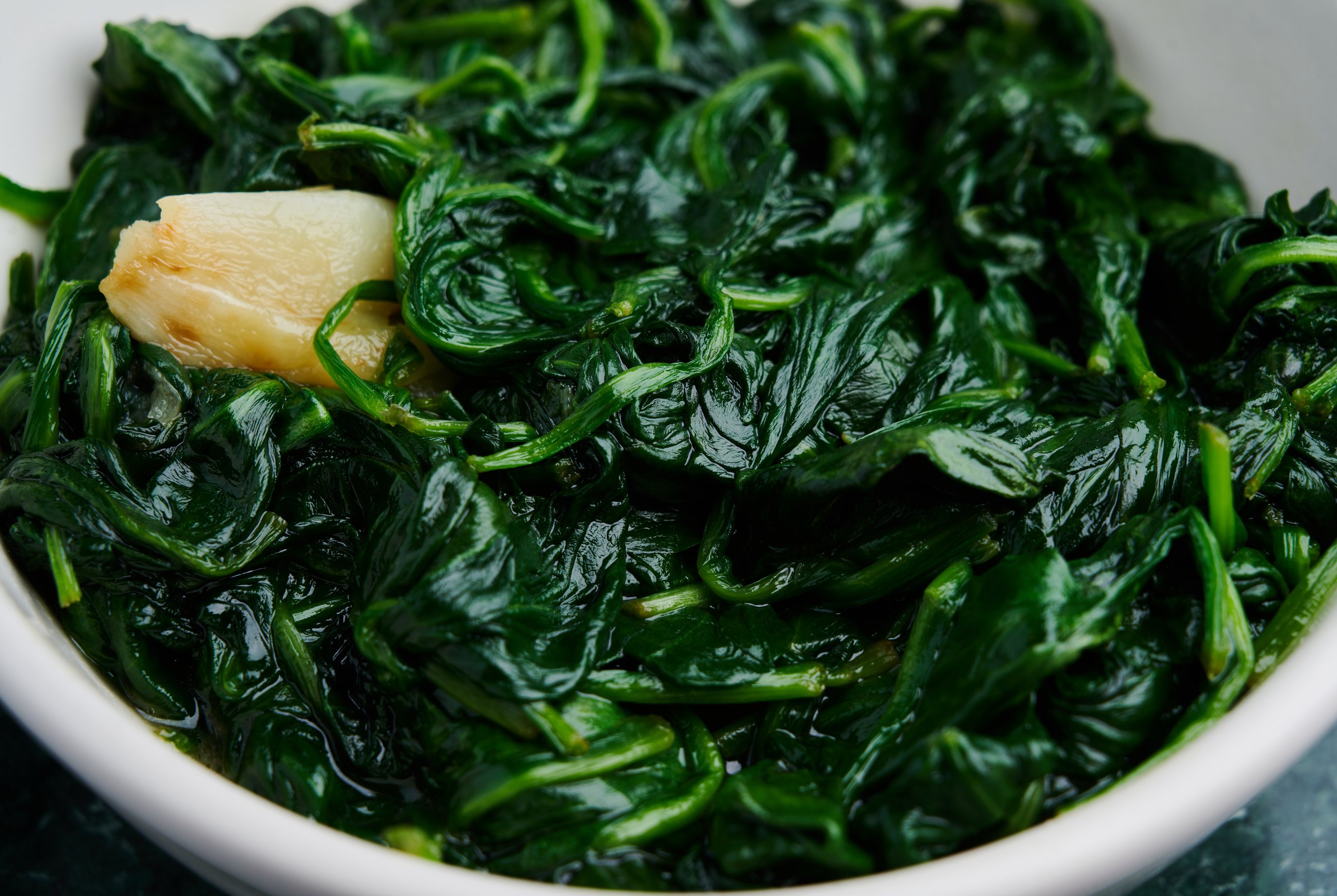 For perfect garlic flavor, use whole cloves in these 7 recipes - Vimarsana News