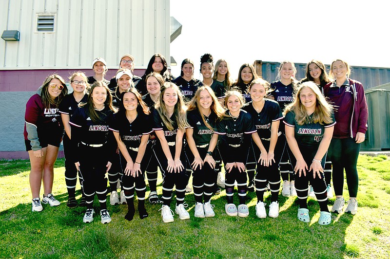 Lincoln 2023 Softball Roster