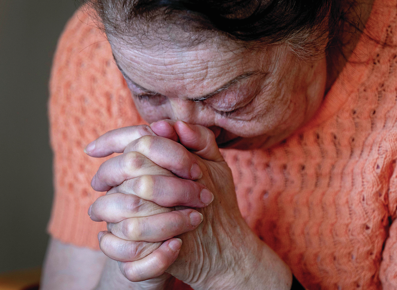 Holocaust survivors flee from Ukraine to Germany for safety - Vimarsana News
