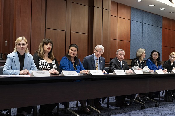 Congress hears sirens wail as Ukraine legislators visit - Vimarsana News