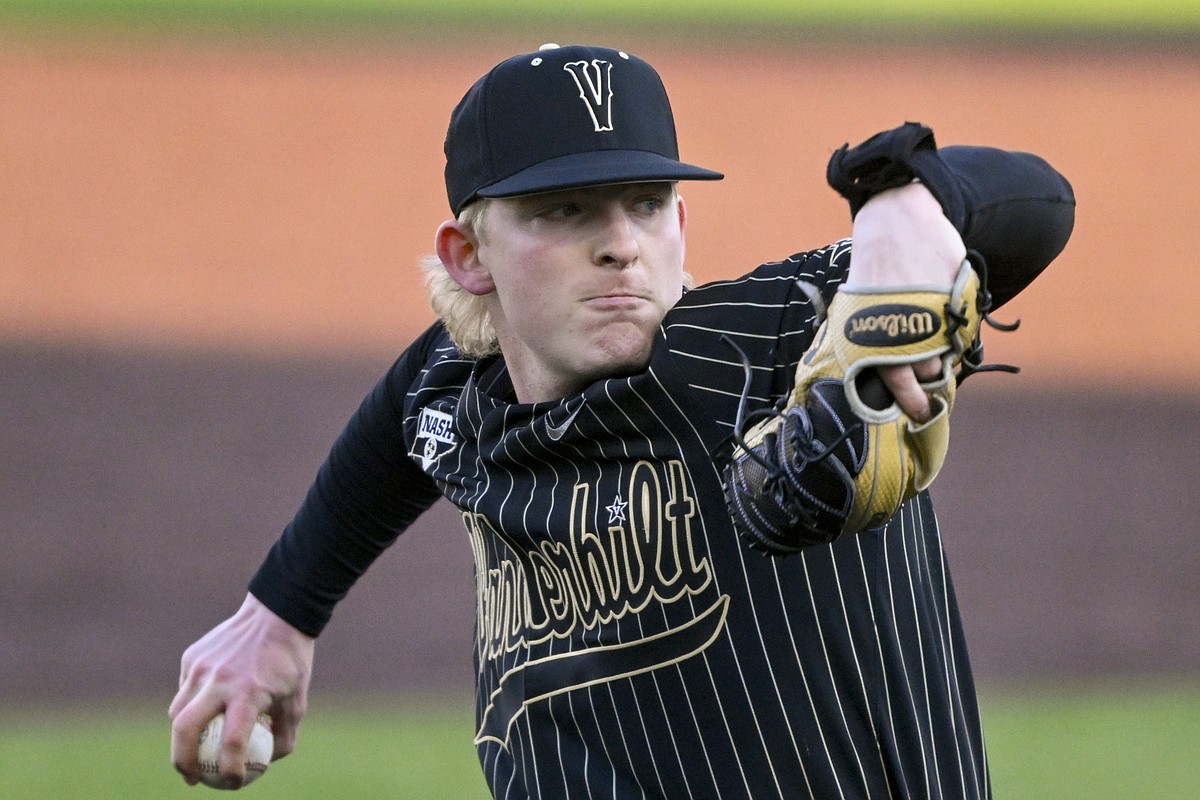 College baseball goes high-tech to send pitch calls to mound ...