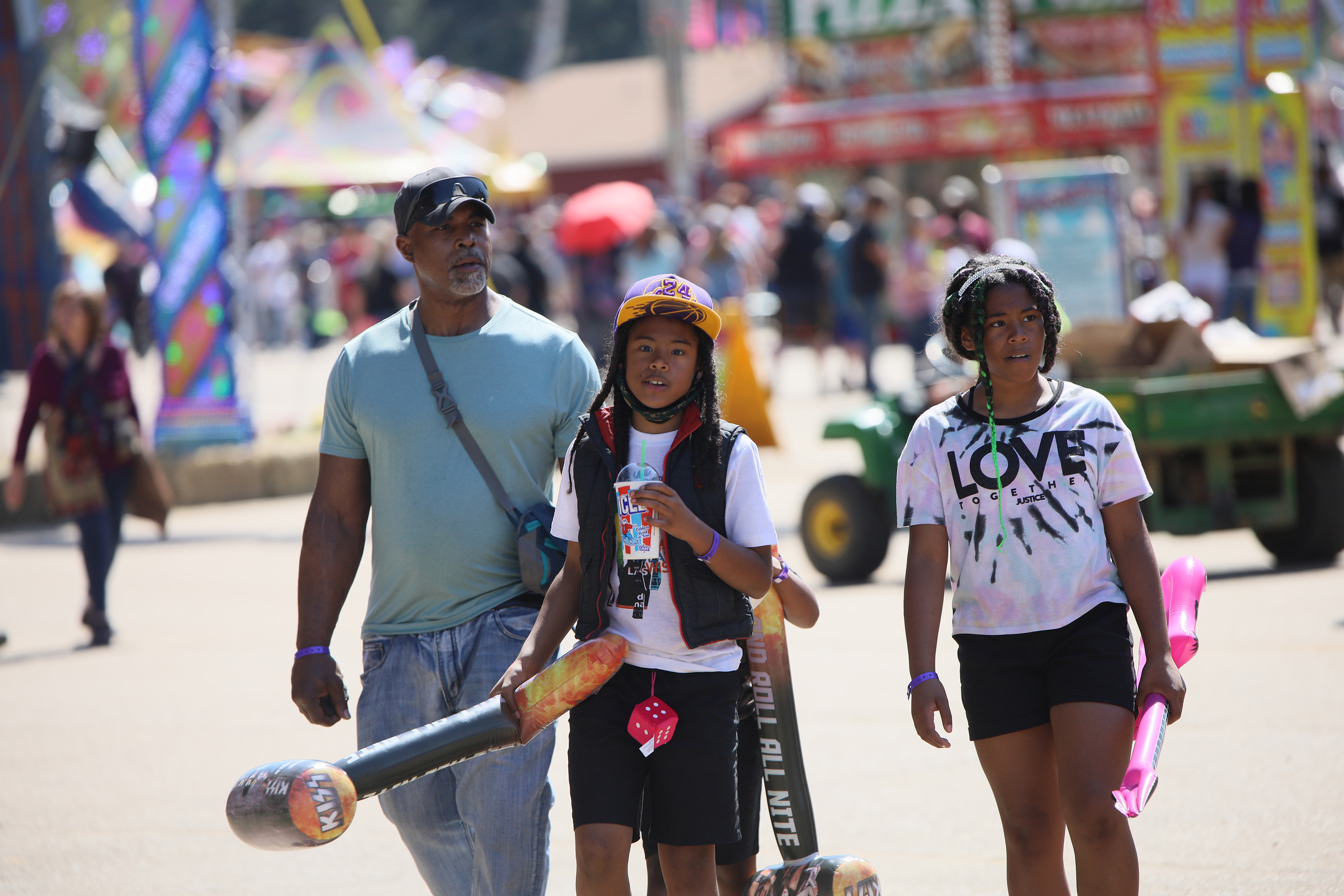 Second spring fair draws large crowds - Vimarsana News