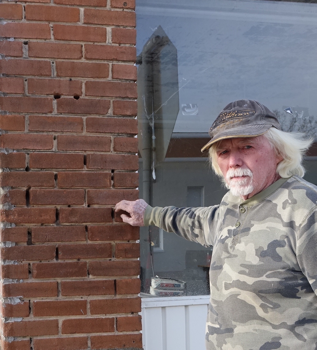 George-Bartlett Linden building getting a redo - Vimarsana News