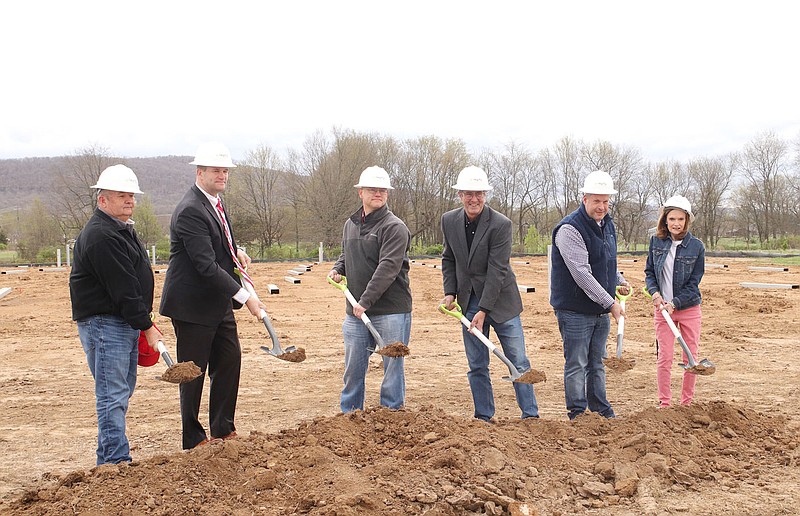 Farmington School Breaks Ground For New Solar Arrays Washington