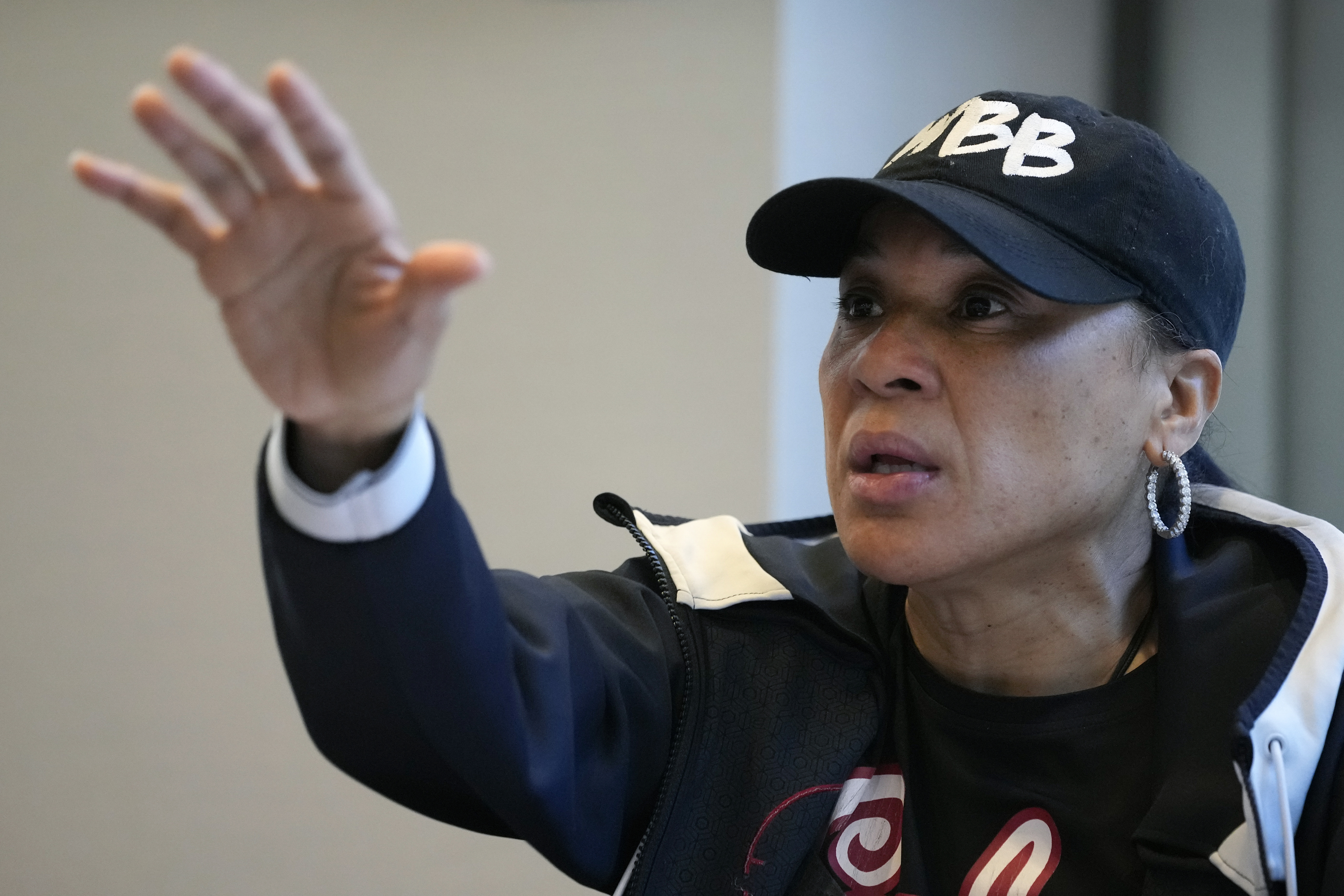 Dawn Staley Becomes First Black Woman To Win Two NCAA Women's Basketball  Titles As Head Coach, News