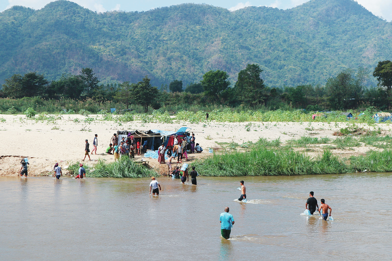 Despite risk of death, Thailand sends Burma refugees back - Vimarsana News