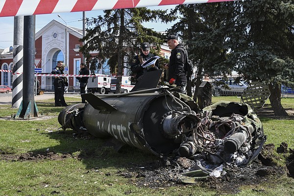 missile-kills-at-least-52-at-crowded-ukrainian-train-station