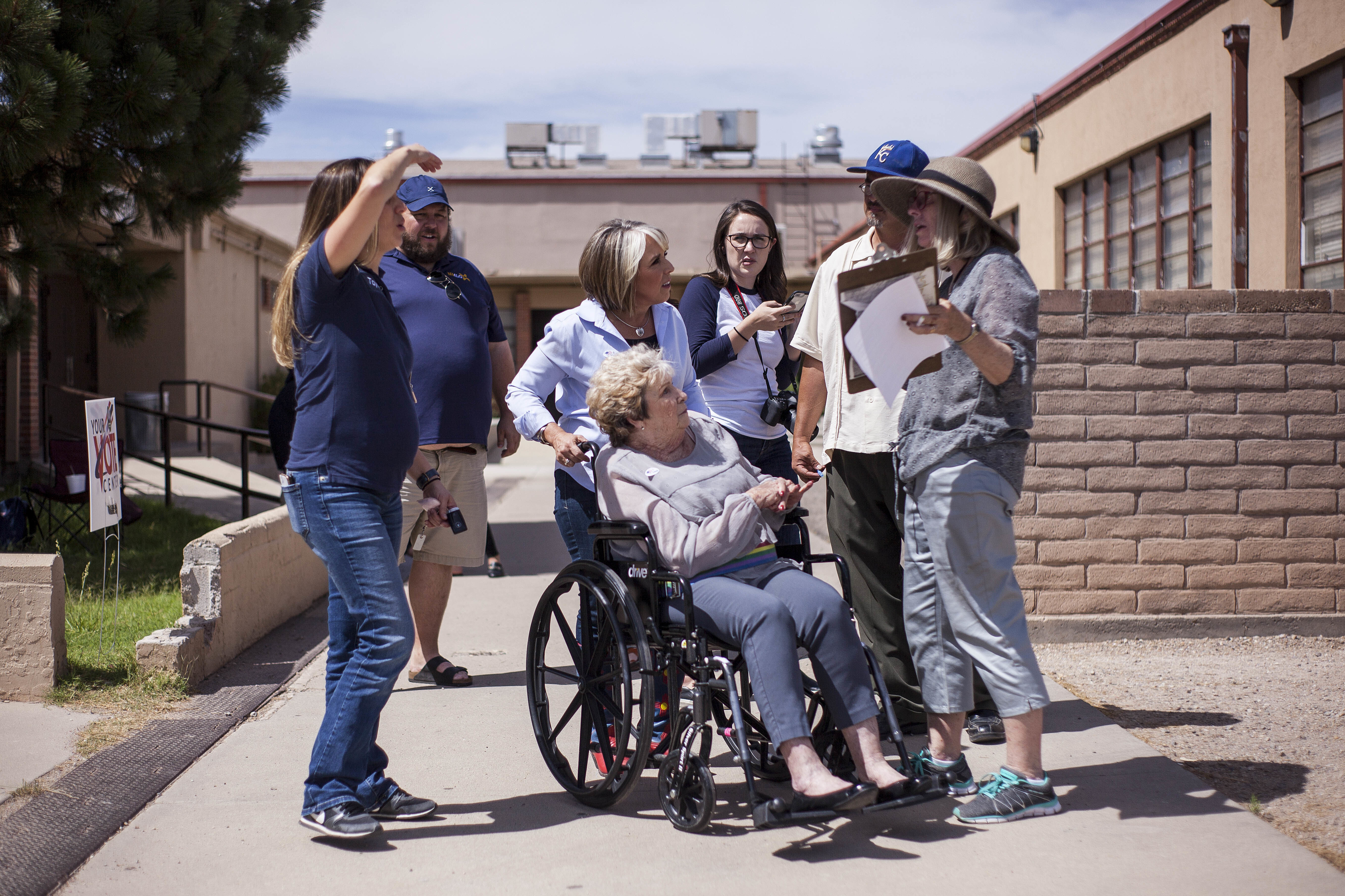 New Mexico governor's mother, Sonja Lujan, dies at age 82 - Vimarsana News