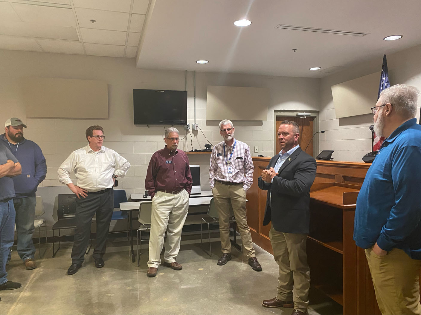 Benton County officials get look inside county jail, talk expansion - Vimarsana News