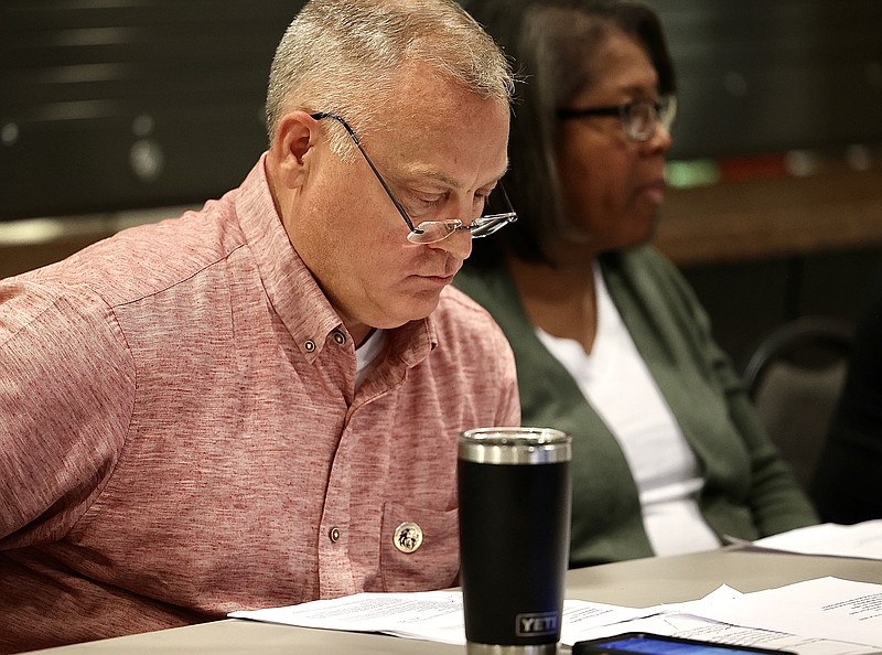 New Boston ISD Board OKs Move To Four day School Week New Boston ISD Board OKs Move To Four day School Week