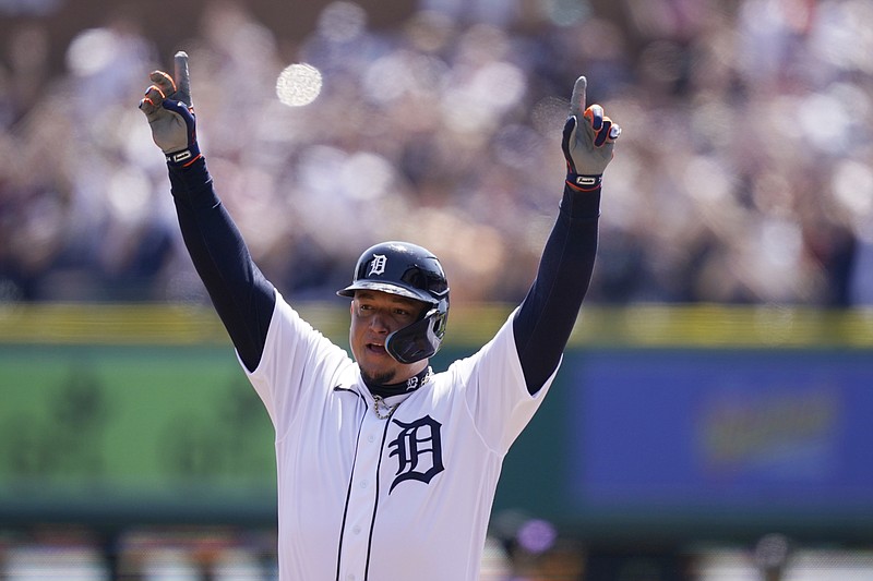 Miguel Cabrera is Introduced for the Final Time. : r/baseball