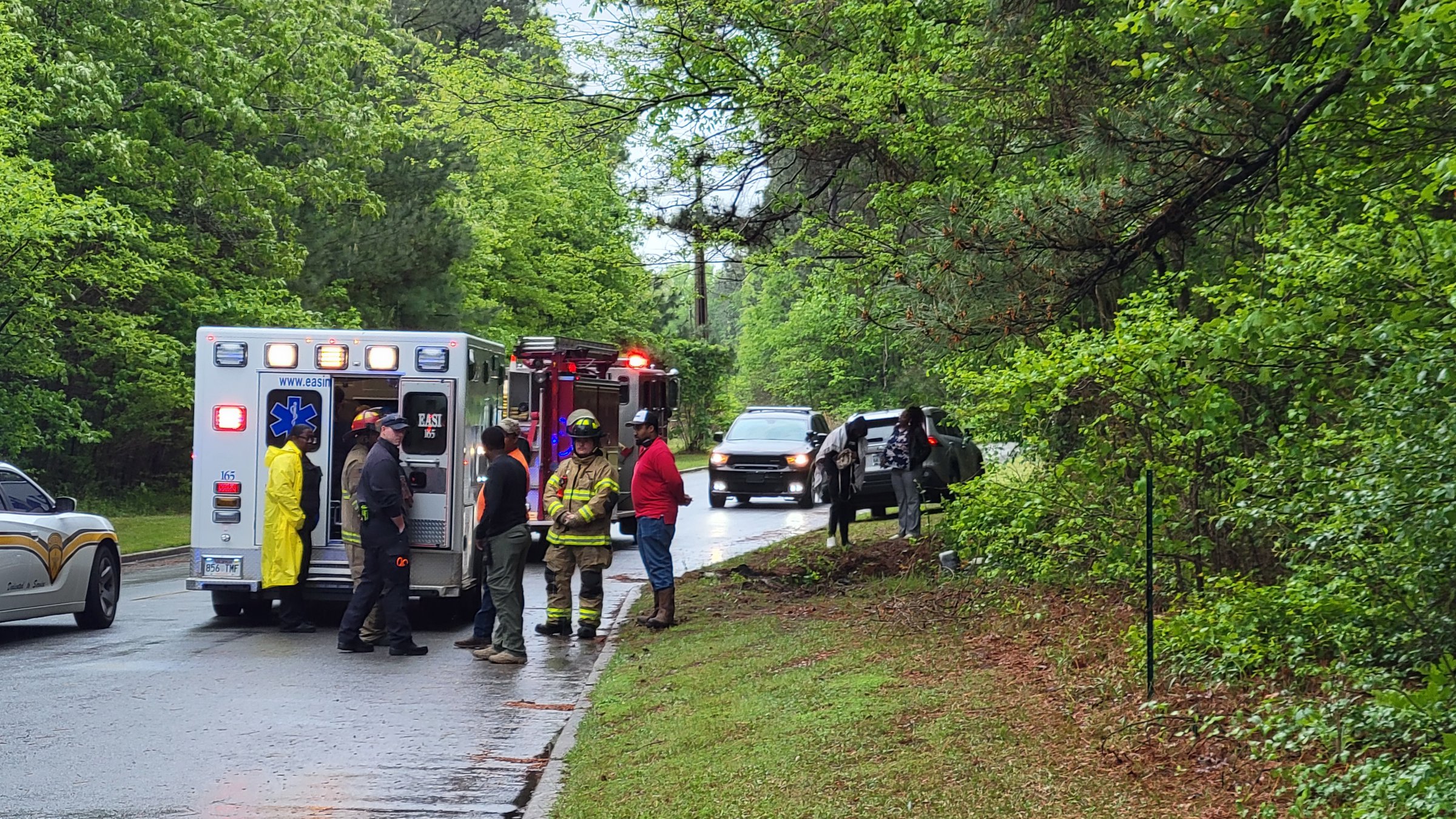 Flipped vehicle lands in ditch near Townsend Park