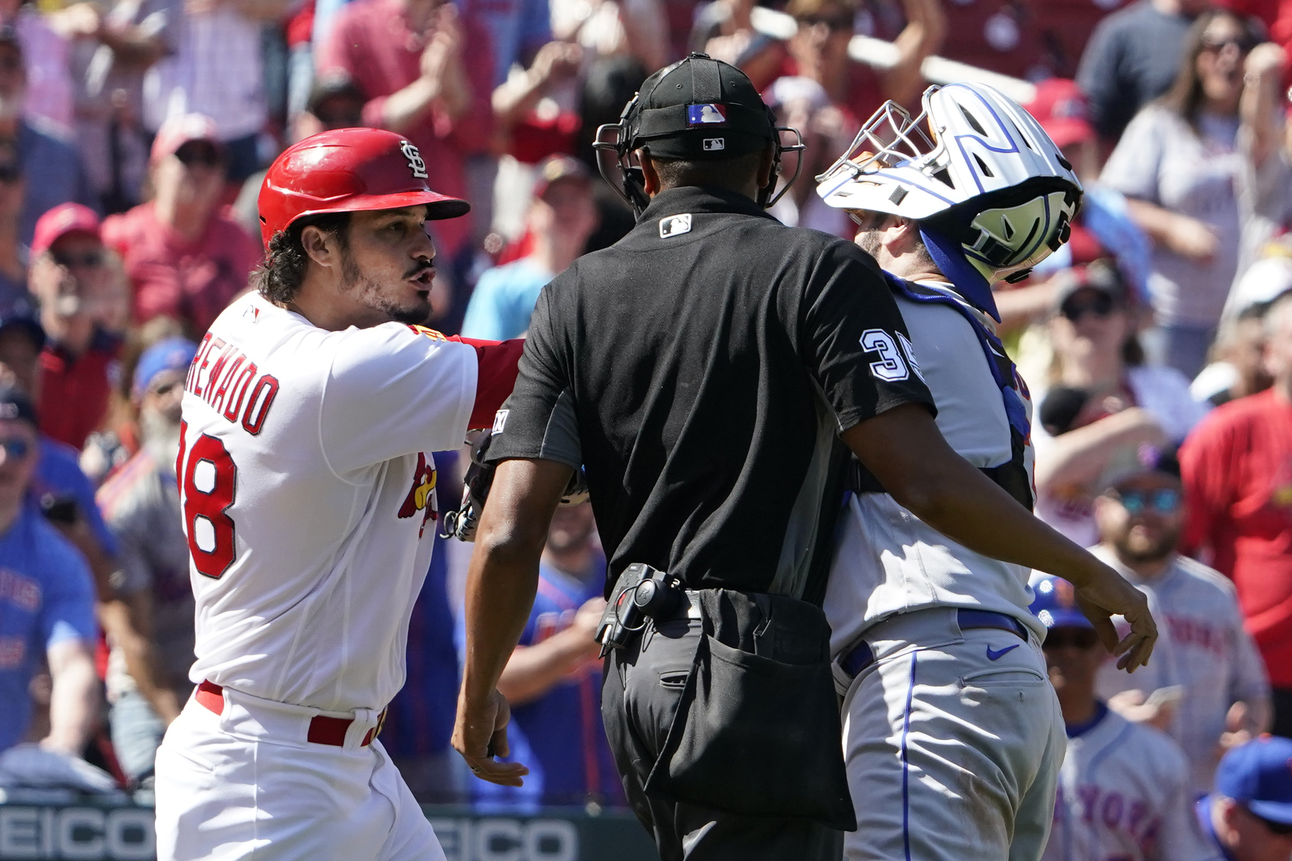 St. Louis Cardinals rumors: Nolan Arenado buzz seems to be about