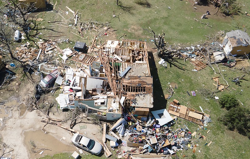 Tornado ravages town in Kansas | Northwest Arkansas Democrat-Gazette