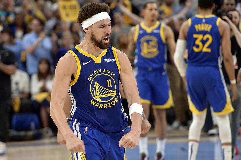 Curry, Thompson Help Lead West to Victory in 2015 All-Star Game