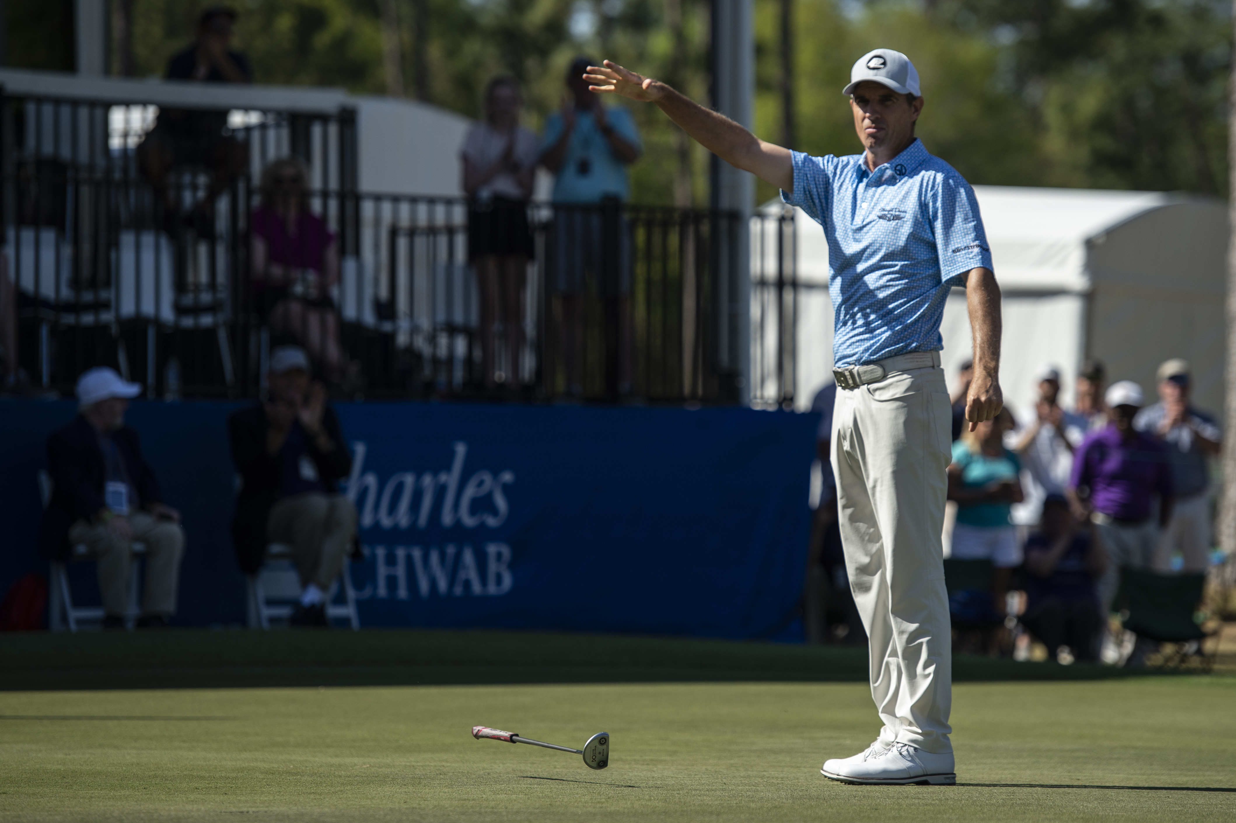 Golfs Biggest Surprise: Steven Alker Tops Leaderboard After First Round - erxtjw5