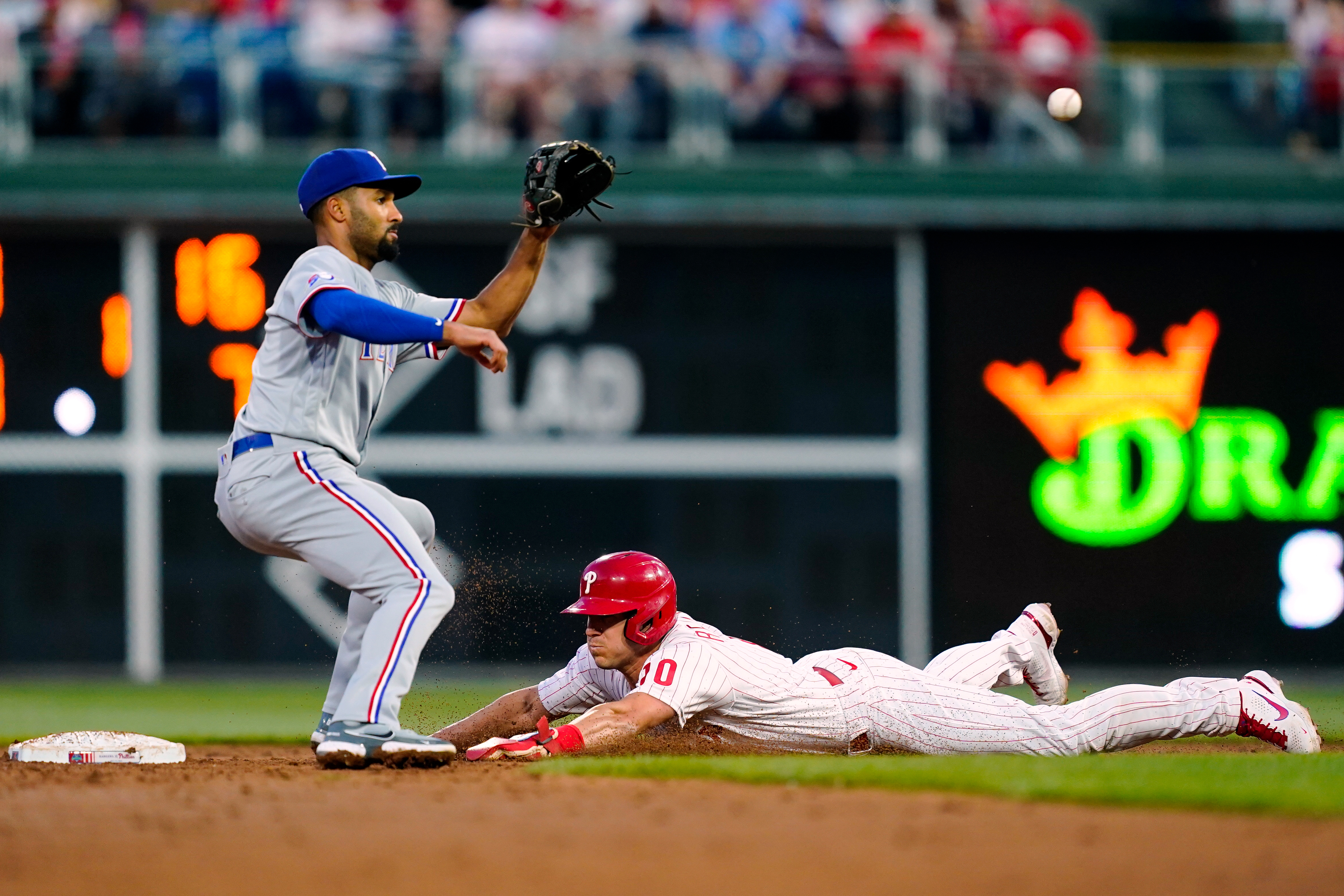 Garver, Heim homer, lead Rangers past Phillies 6-4