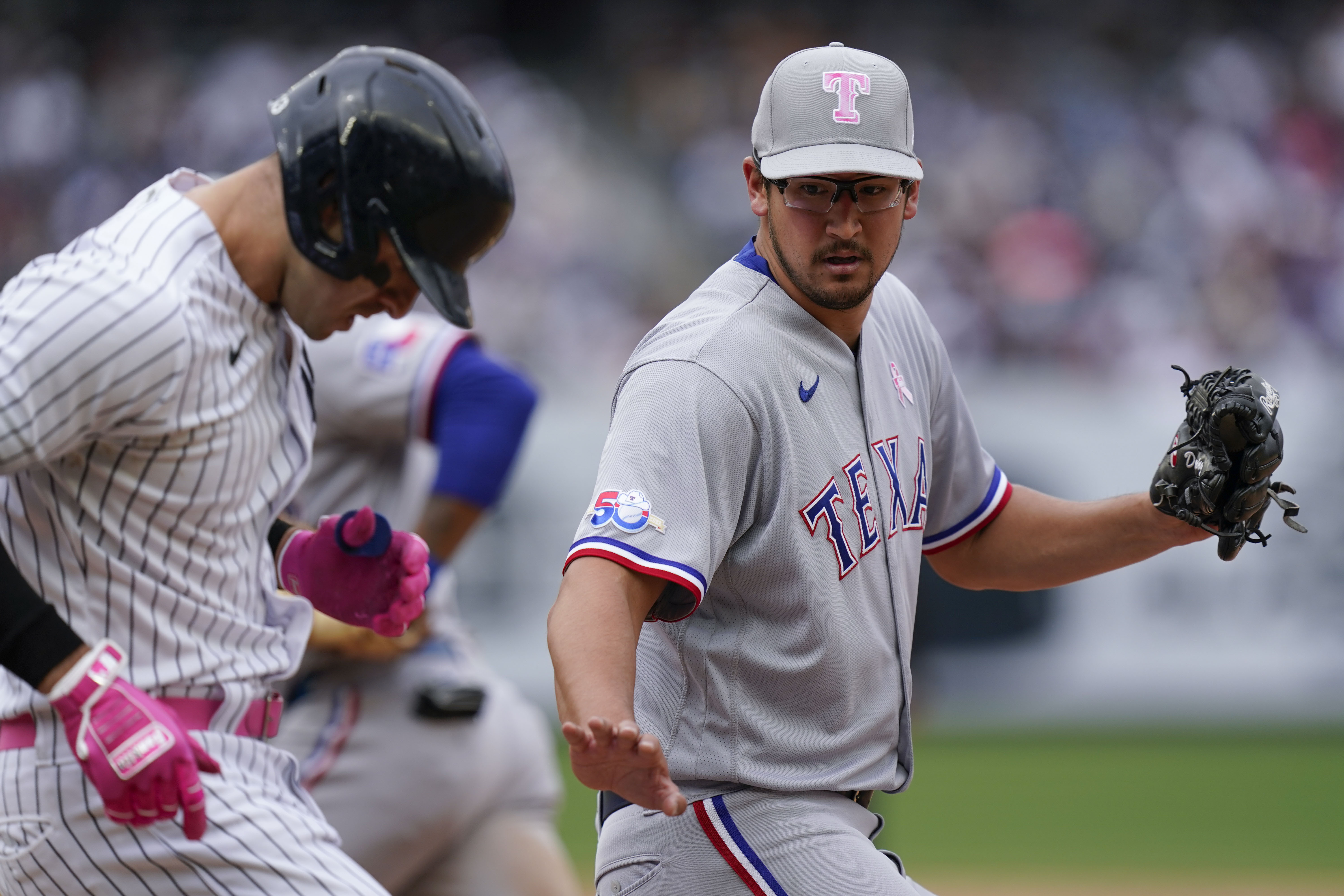 Miller homers vs King, Rangers top Yanks 4-2 to split DH