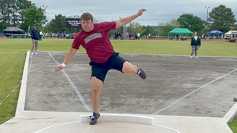 Henry Apple/NWA Democrat-Gazette
Siloam Springs senior Jace Sutulovich, seen here May 6 at the Class 5A state tournament in Van Buren, finished third in the shot put and eighth in the discus at the Meet of Champions on Wednesday in Russellville.