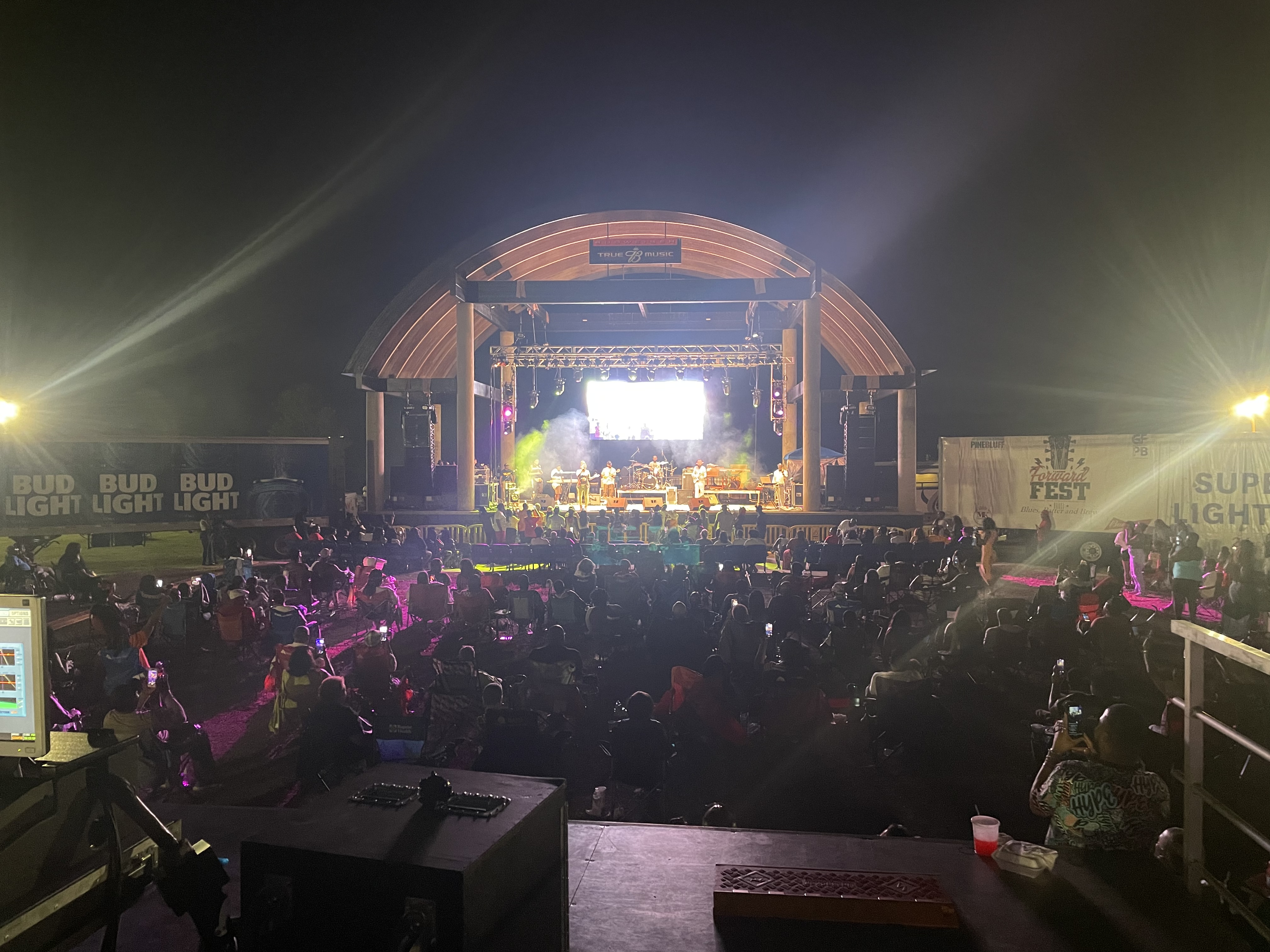 Thousands attend Forward Fest