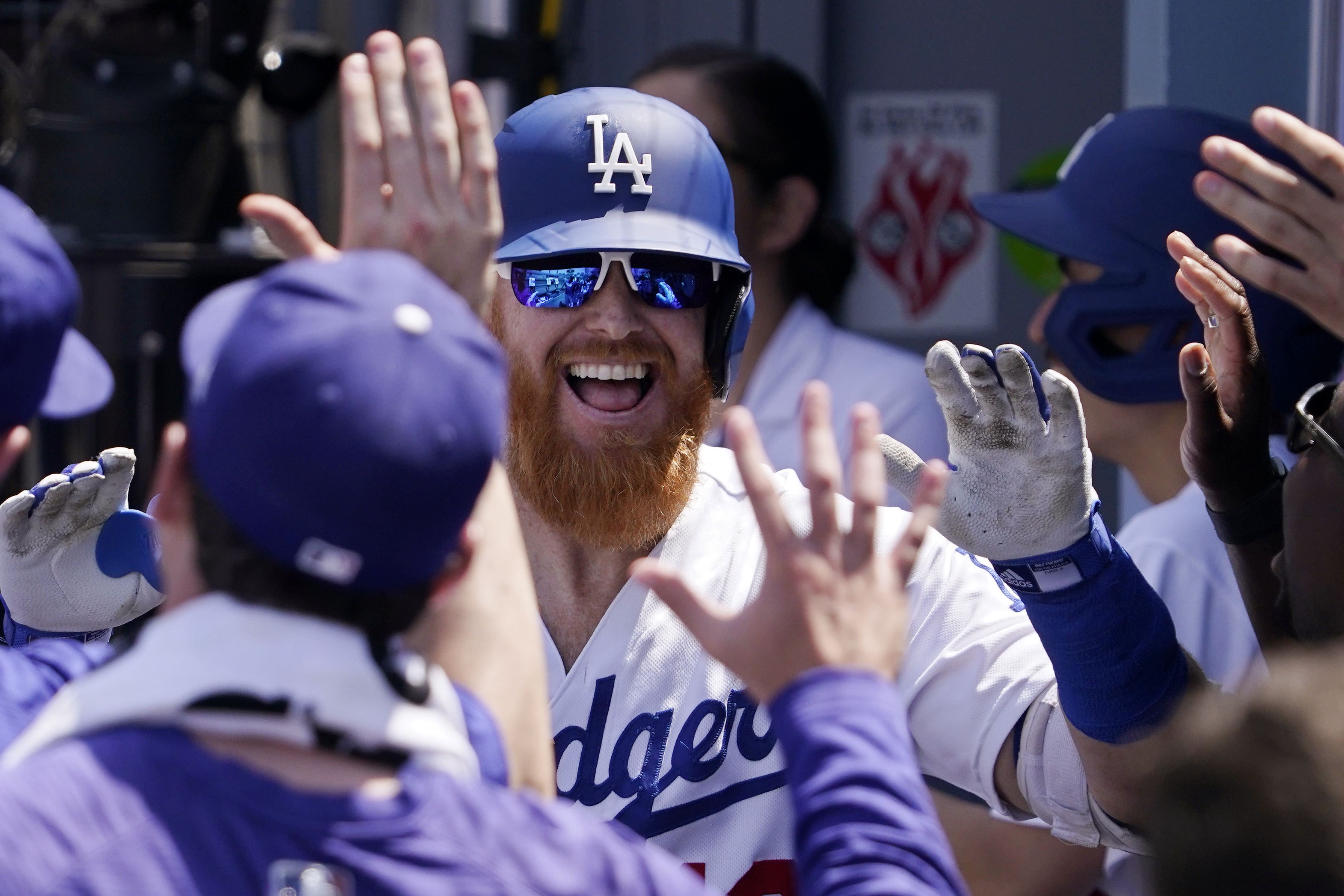 Dodgers blast 7 home runs, send Rockies to 12th loss in 14 games