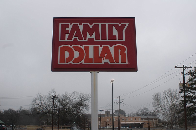 The sign for Family Dollar on California Avenue in Camden as the store remains closed. The FDA released a document detailing conditions at a West Memphis facility leading to over 400 store closures in Arkansas. Photo by Michael Hanich/Camden News