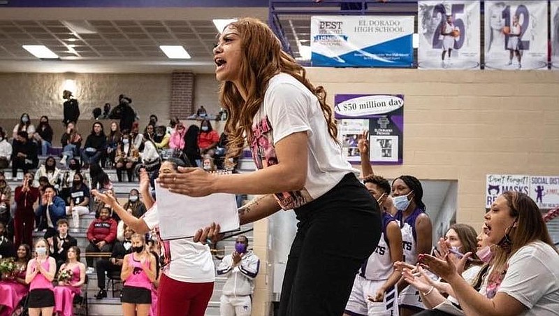 Photo By: Southern Sass provided by Whitney Frazier
Coach Frazier coaching the El Dorado Lady Wildcats at home this past season.