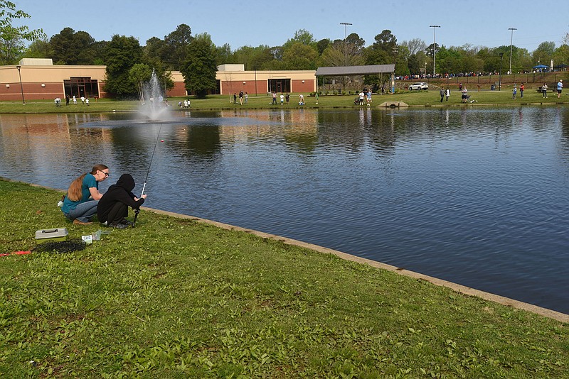 Murphy Park pond in Springdale offers ample access for fishing from shore. 
(NWA Democrat-Gazette/Flip Putthoff)