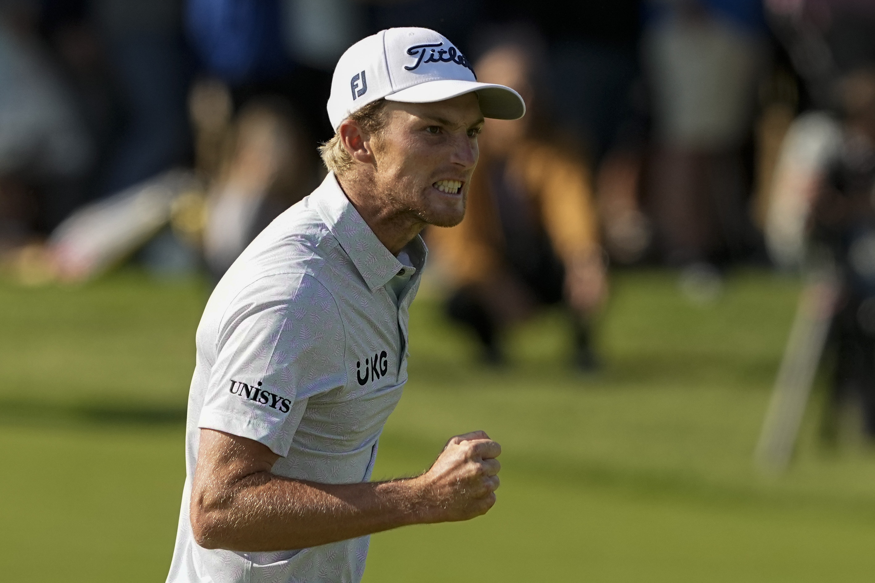 Zalatoris comes close to major moment in PGA playoff loss