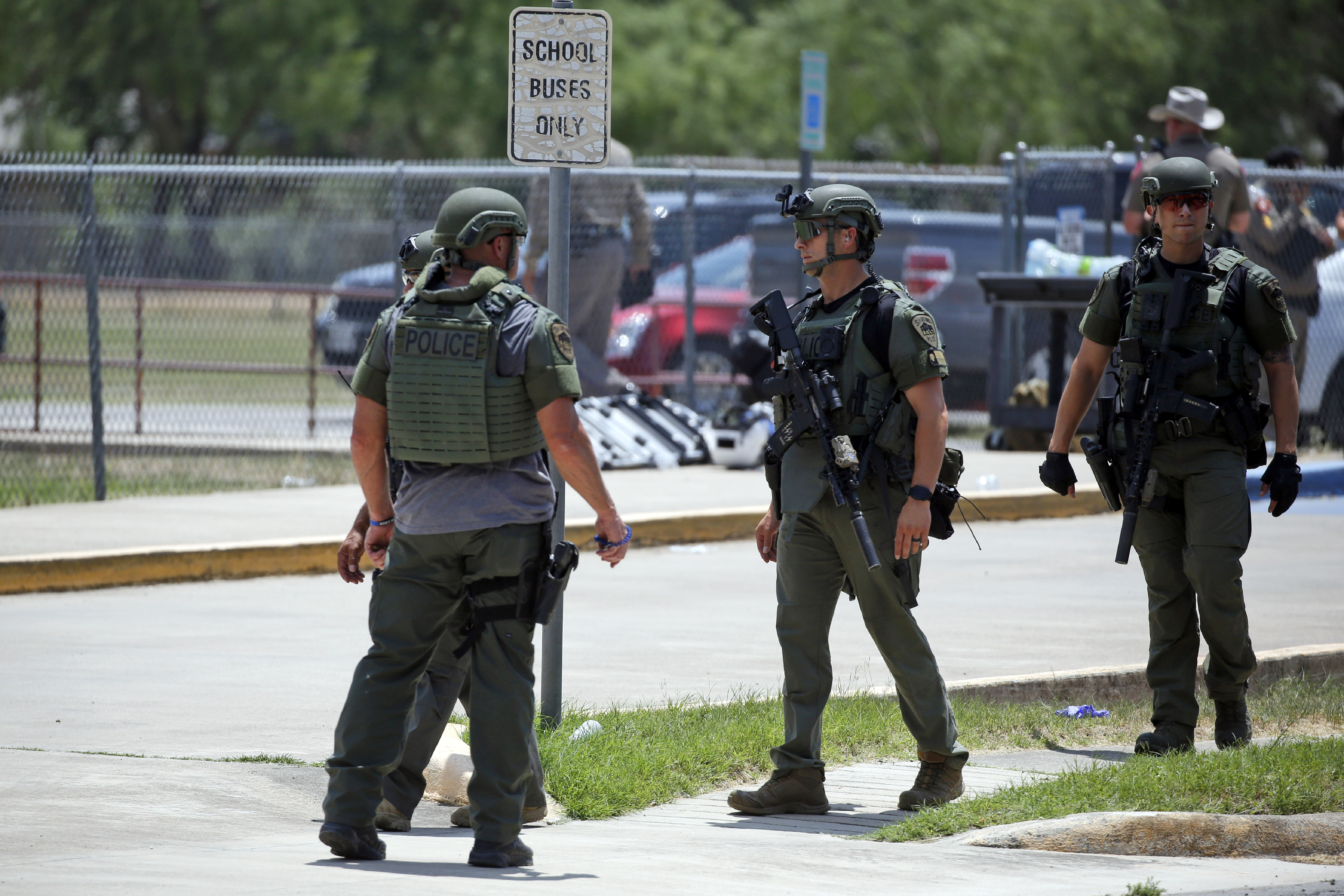 WITH POLL | Local schools re-evaluating campus procedures following Uvalde shooting - Vimarsana News