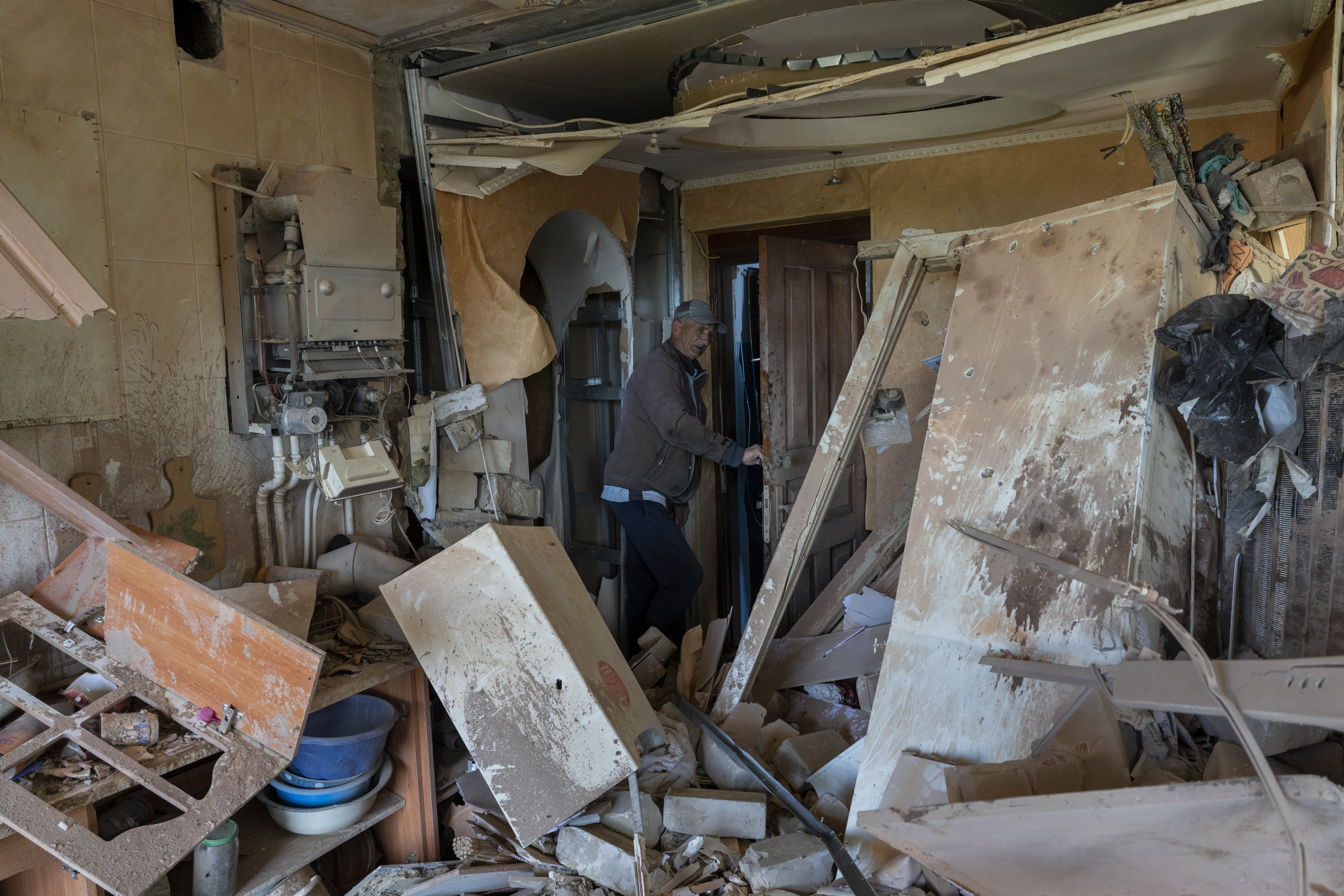 Ukraine fears repeat of Mariupol horrors in the Donbas - Vimarsana News