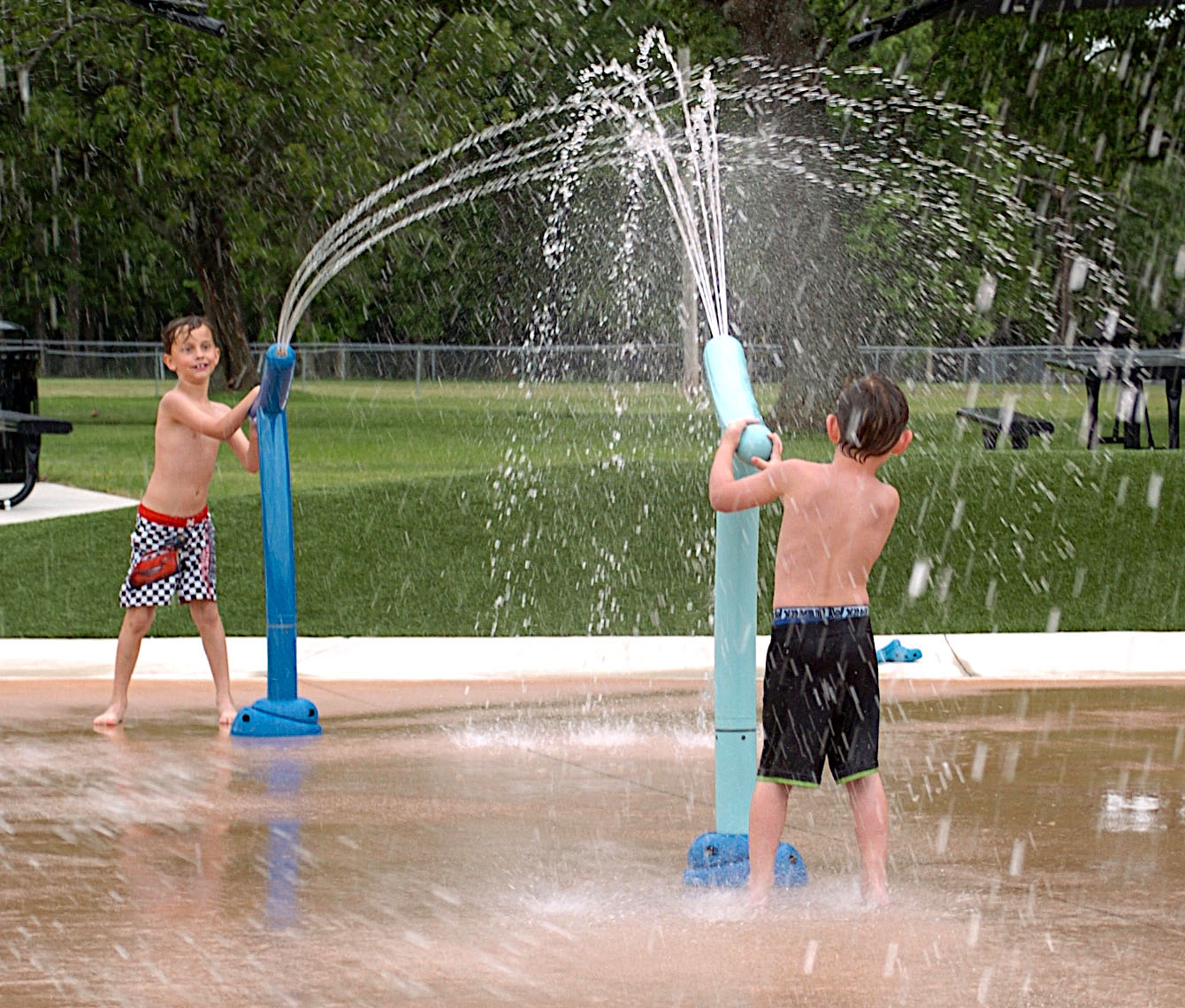 Splash pad brings cool fun for area children