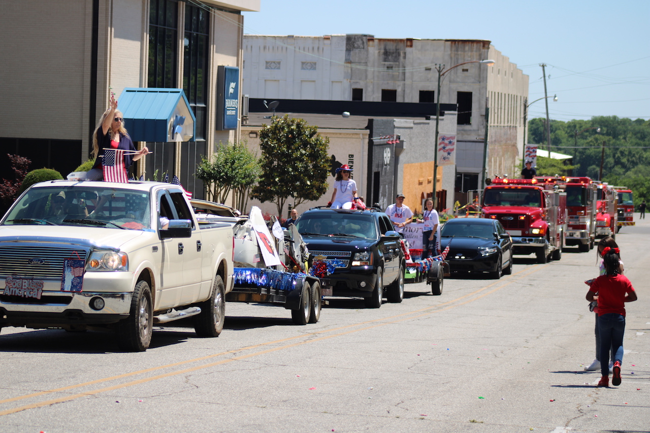 Camden holds first annual Memorial Day Parade