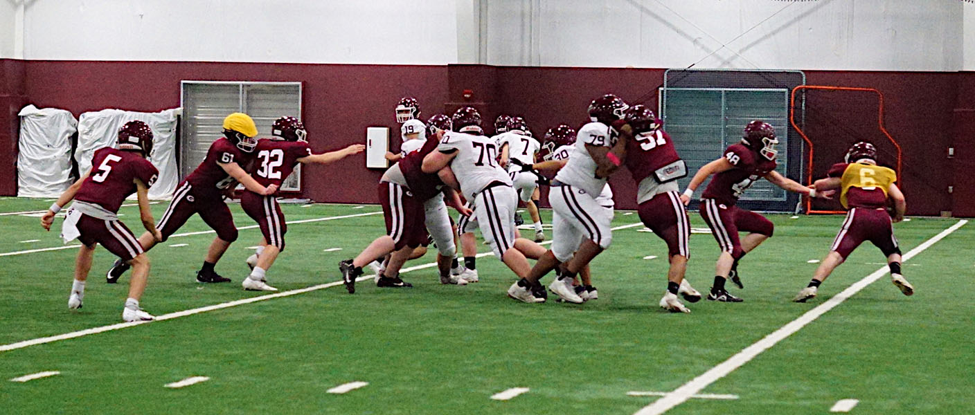 Fans given sneak peek at Pioneer football squad