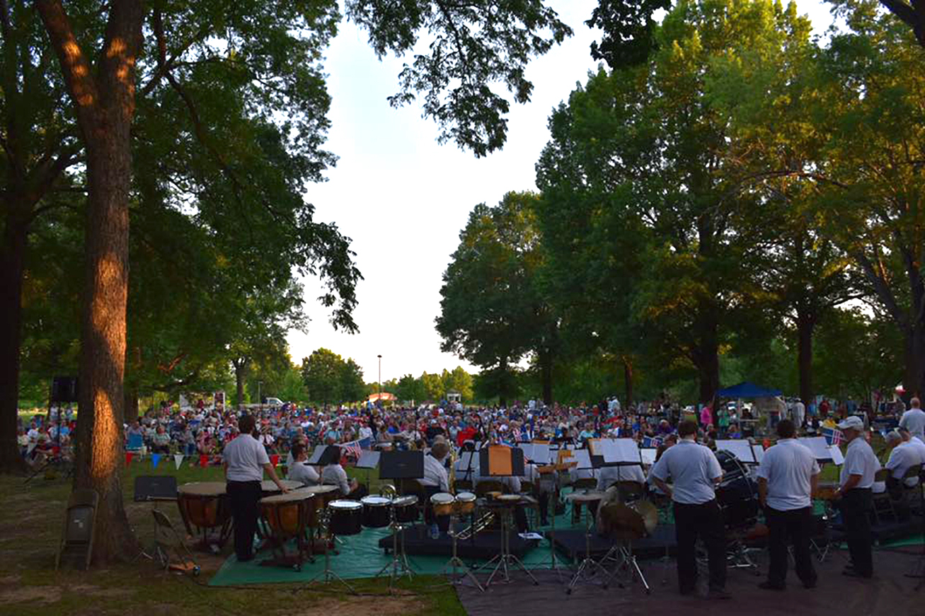 ENTERTAINMENT NOTES: LR Winds' 25th Flag Day salute rings in celebration - Vimarsana News