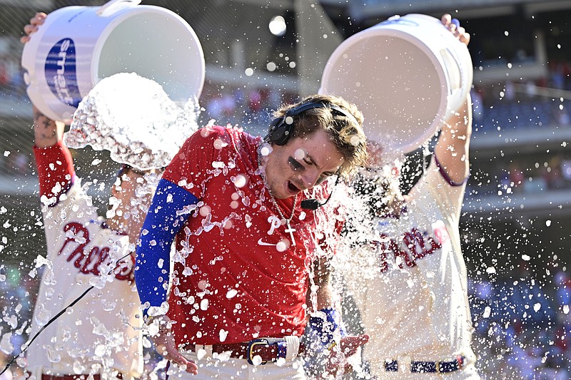 Bryson Stott sets Phillies record with a hit in 17th straight game to start  a season