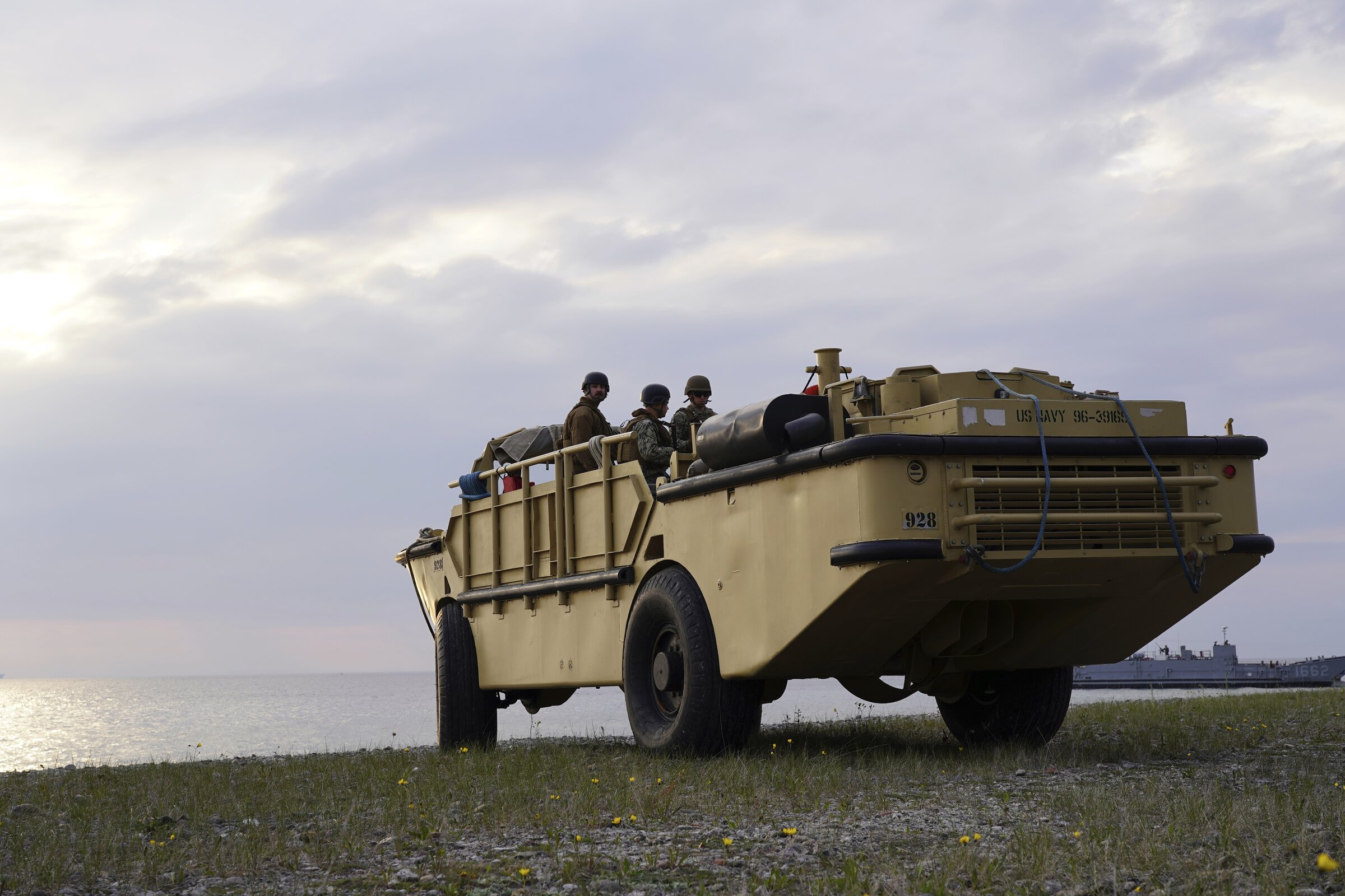 Swedish troops refortify island - Vimarsana News