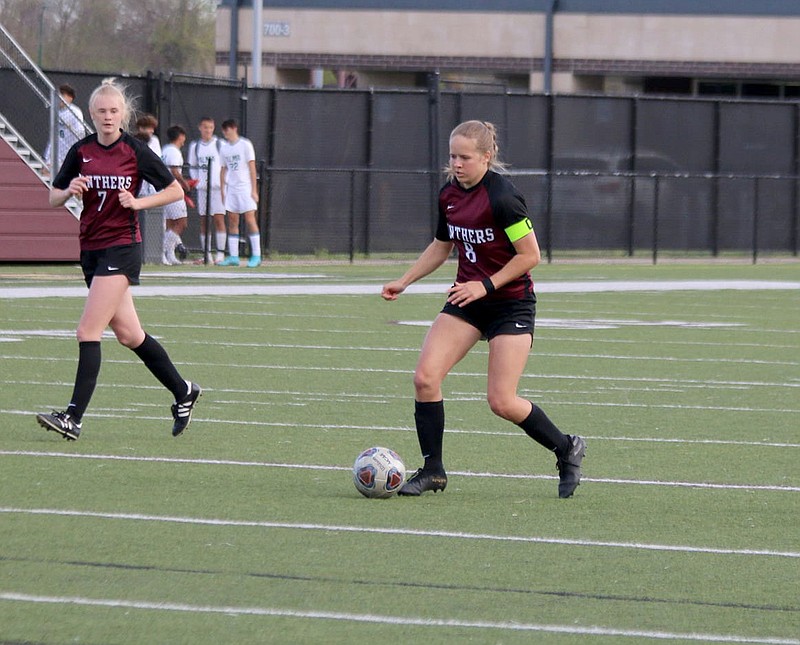 Mark Ross/Special to the Herald-Leader
Siloam Springs girls defender Bethany Markovich was selected to play in the Arkansas High School Coaches Association All-Star Girls Soccer Game on Friday in Conway.