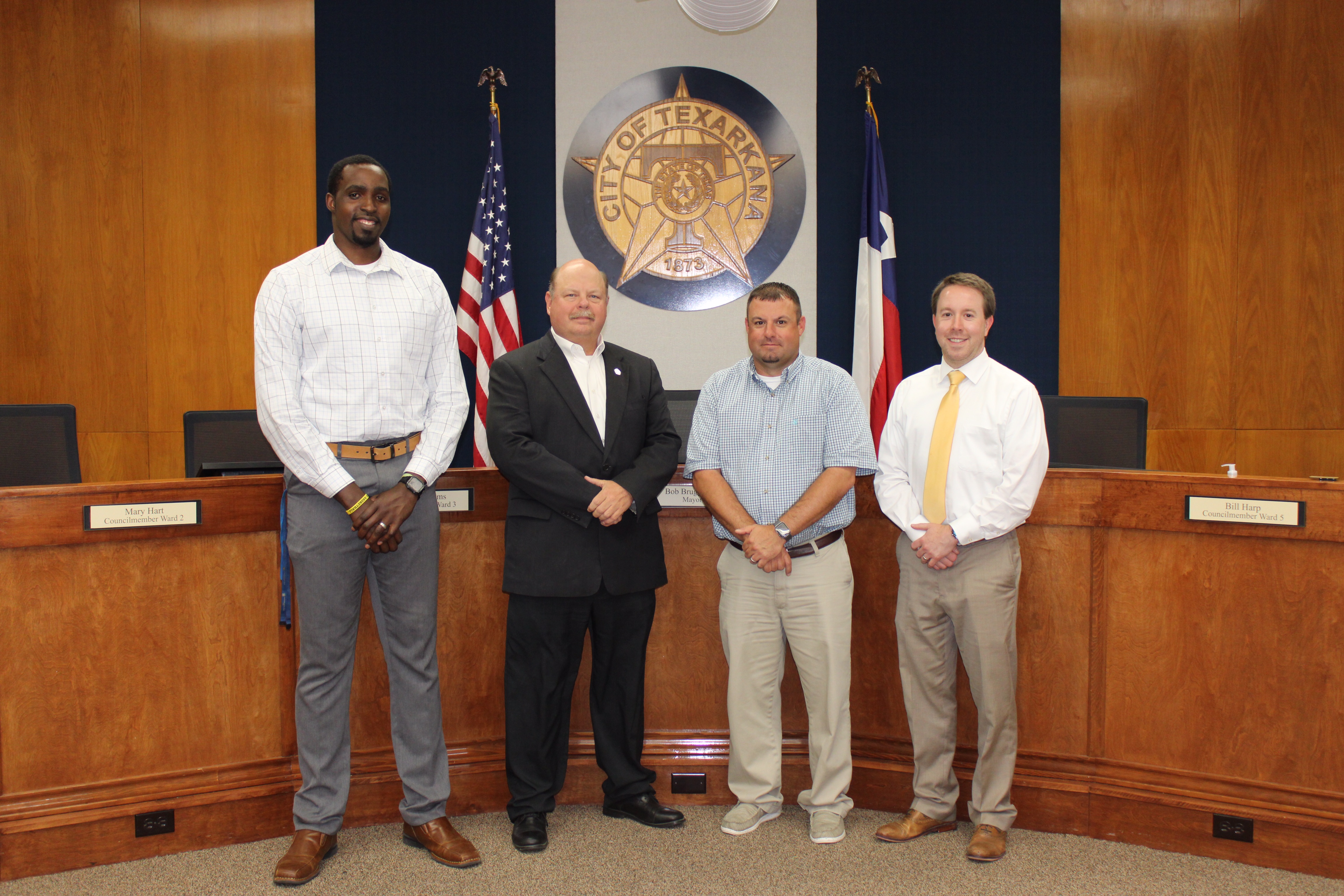 Schutte, Henslee promoted to assistant city managers - Vimarsana News