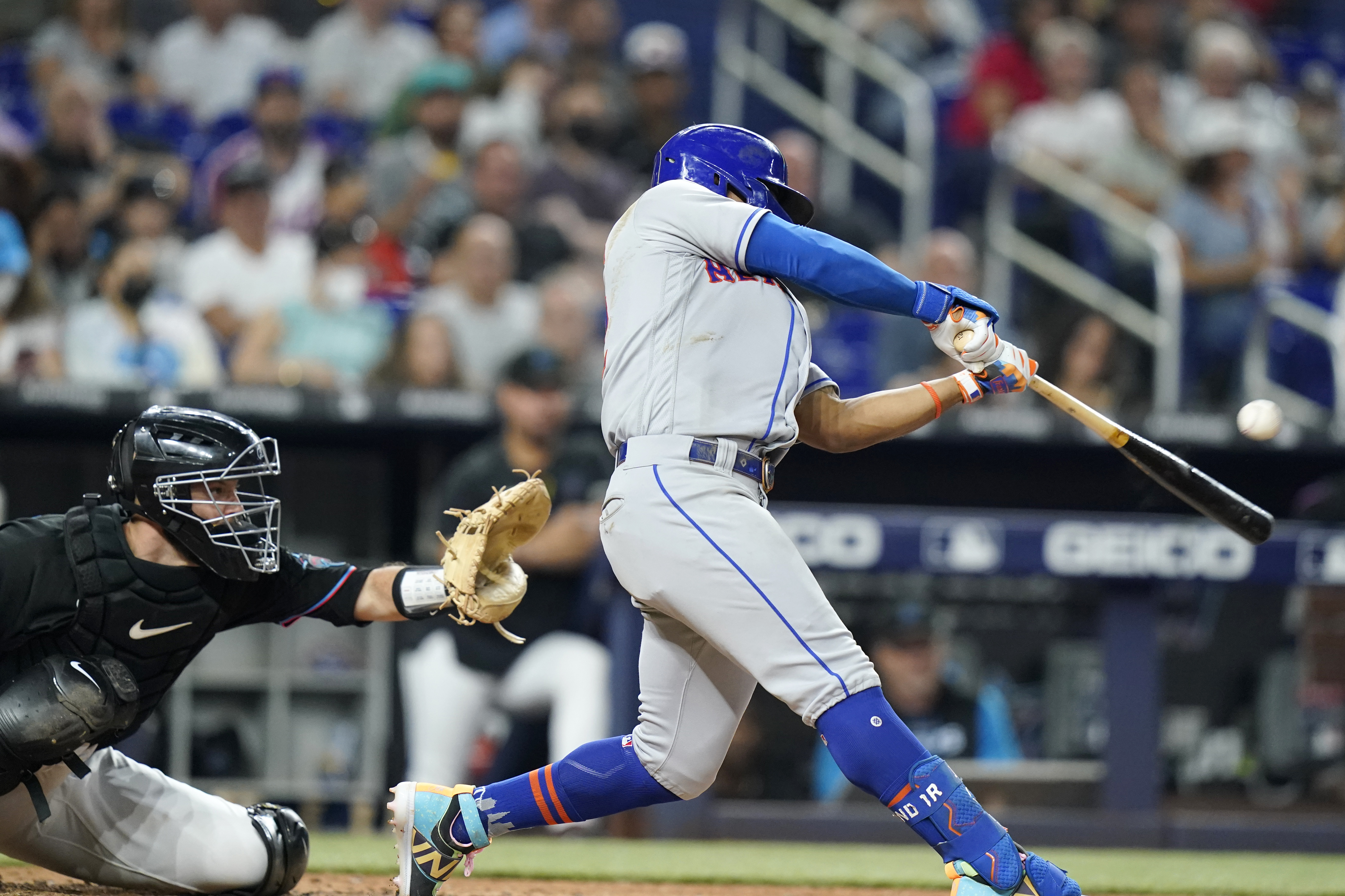 METS: Francisco has meltdown in loss to Marlins