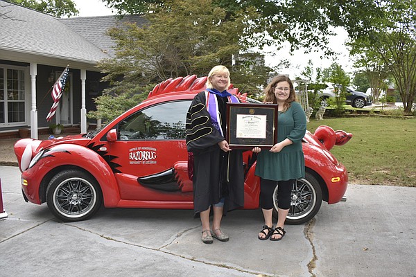 UA's Razorbug delivers degrees to online students - Vimarsana News
