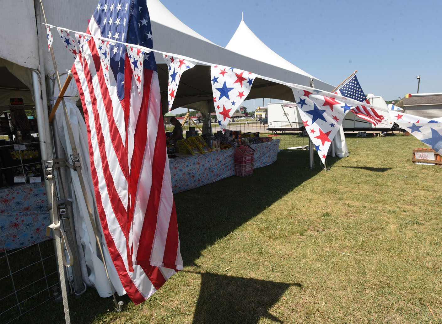 Northwest Arkansas fireworks stands busy as some shortages persist - Vimarsana News