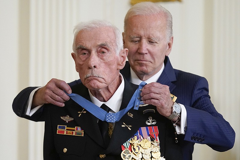 Biden Medal Honor 4 for Vietnam War